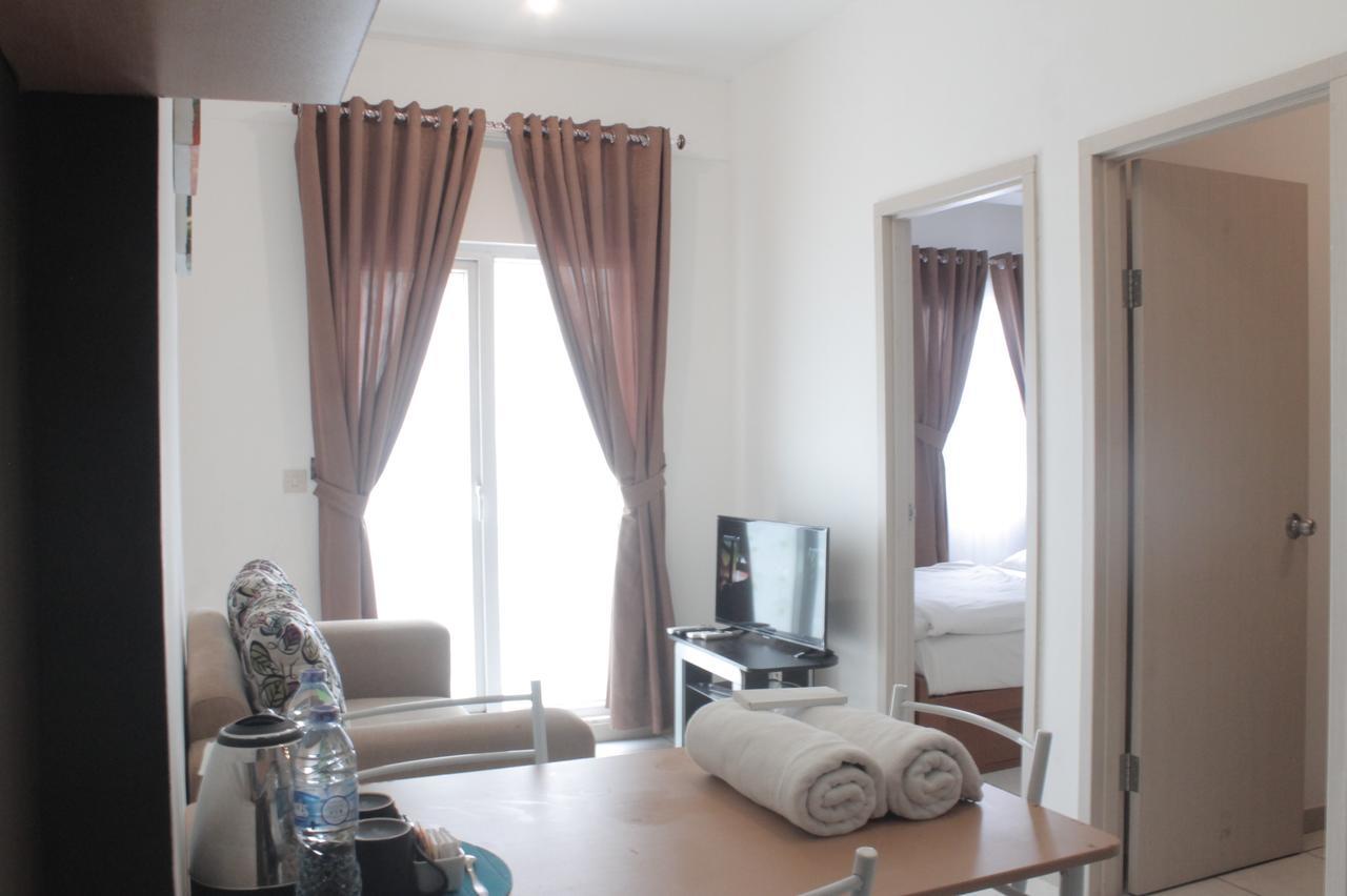 Myrooms Bekasi Exterior photo