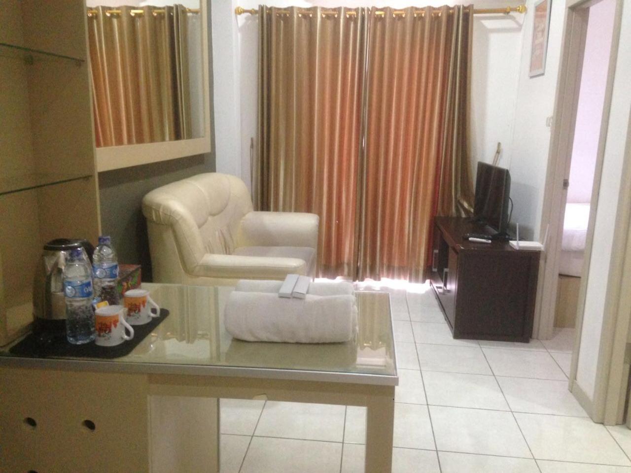 Myrooms Bekasi Exterior photo